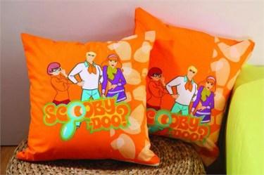 sel-4---scooby-doo-decorative-cushion-covers.jpg